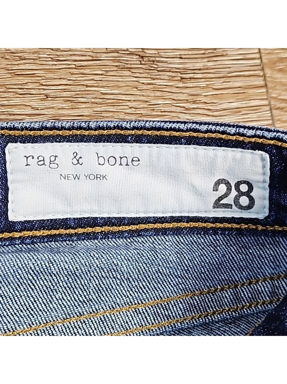 Rag & Bone Dre Low Rise Slim Boyfriend Distressed Destructed Jean in Harper Wash - Picture 12 of 16